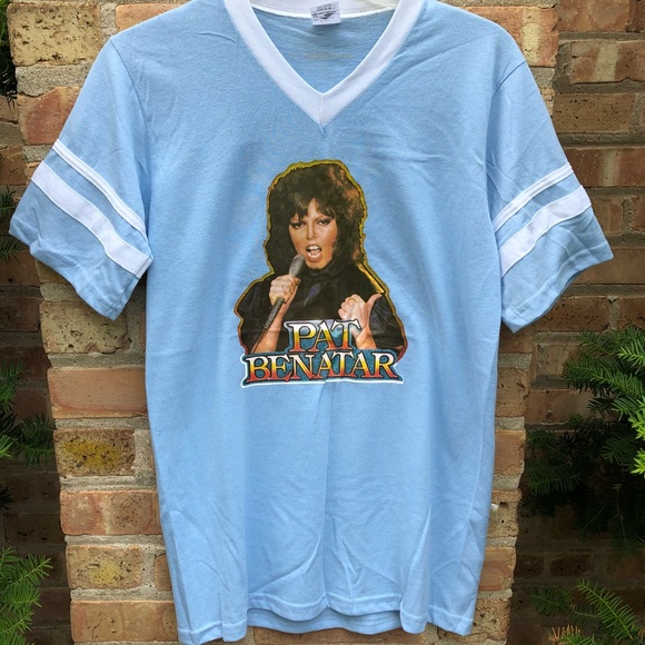 Custom-made PAT BENETAR Retro T-Shirt - Picture 1 of 3